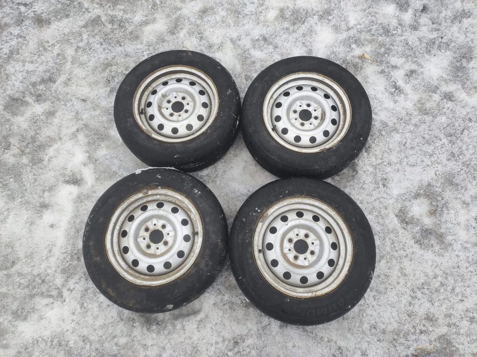 Продам комплект диски шины 70 тыс