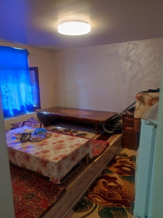 Dom sotiladi Toshkent viloyat Zangiota tumanida