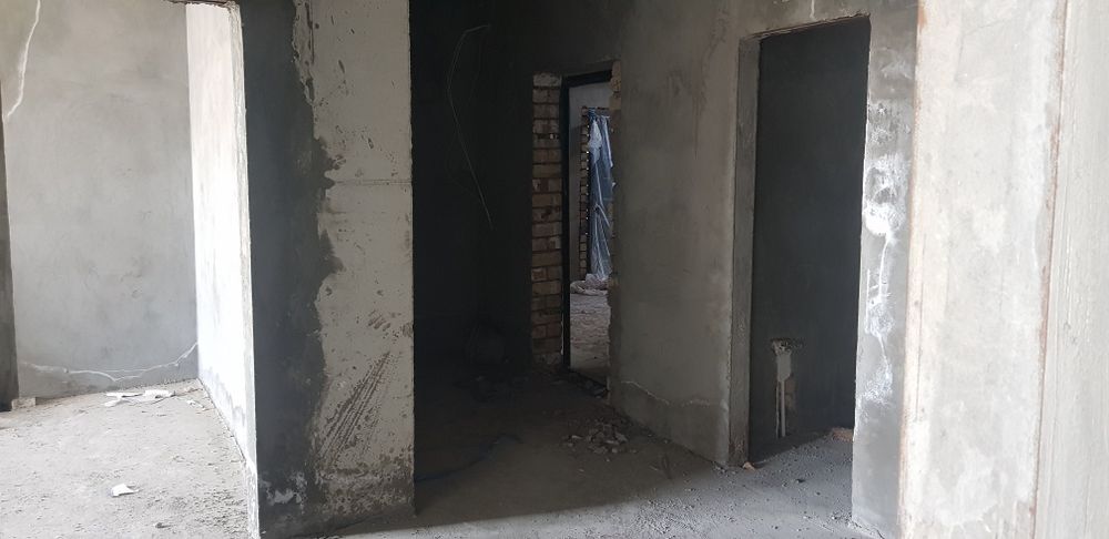 Олмазор тумани Сағбон кӯчада Новастройка сотилади