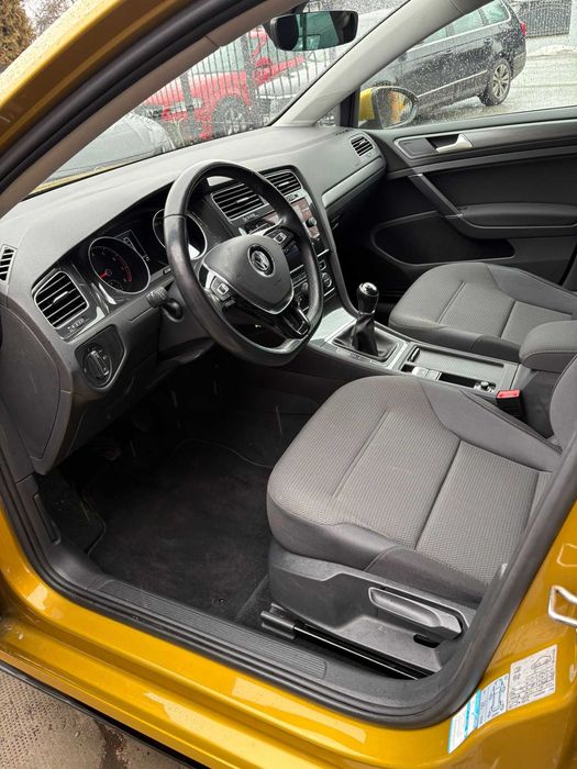 Volkswagen  Golf 7