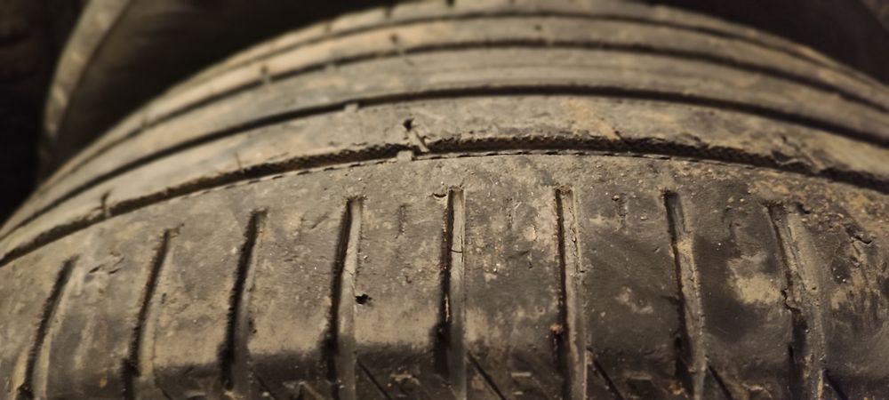 Подам шины nokian