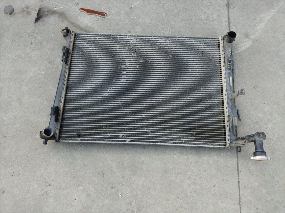 radiator apa 1.4 b kia ceed 1 ed 2008  25310-1h000