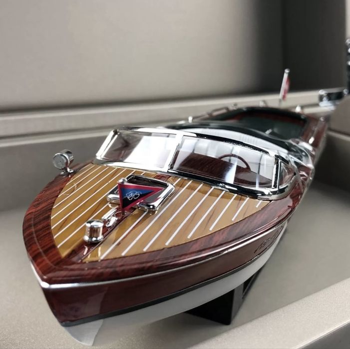 Швейцарские часы Frederique Constant, хронограф