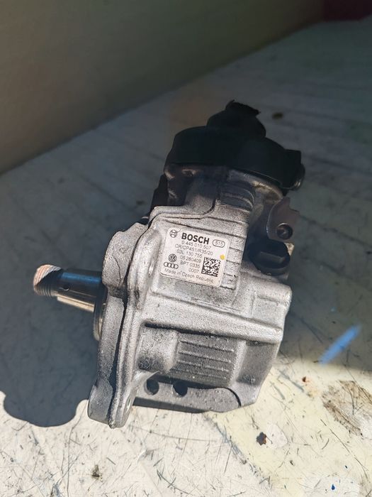 Pompa înaltă presiune audi a5 2.0tdi 170cp 600lei