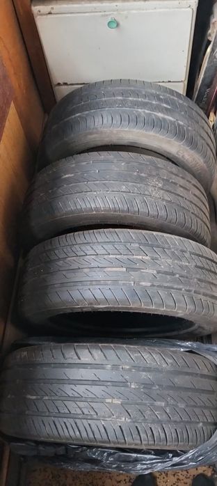 Шины почти новые
