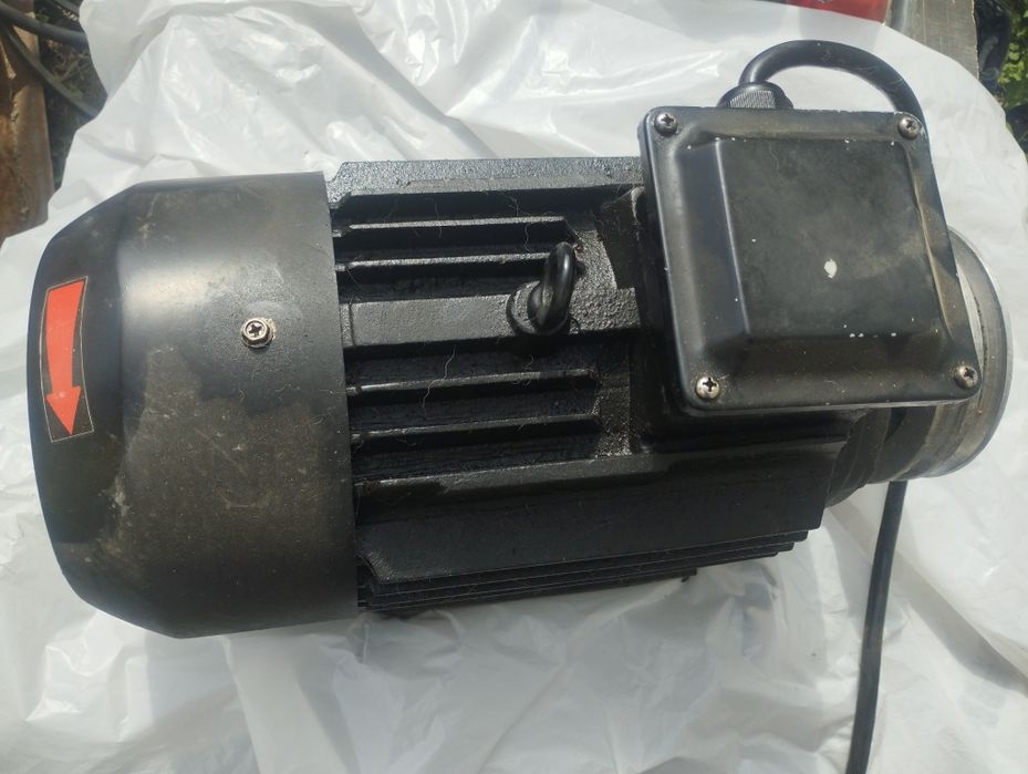 Электродвигатель