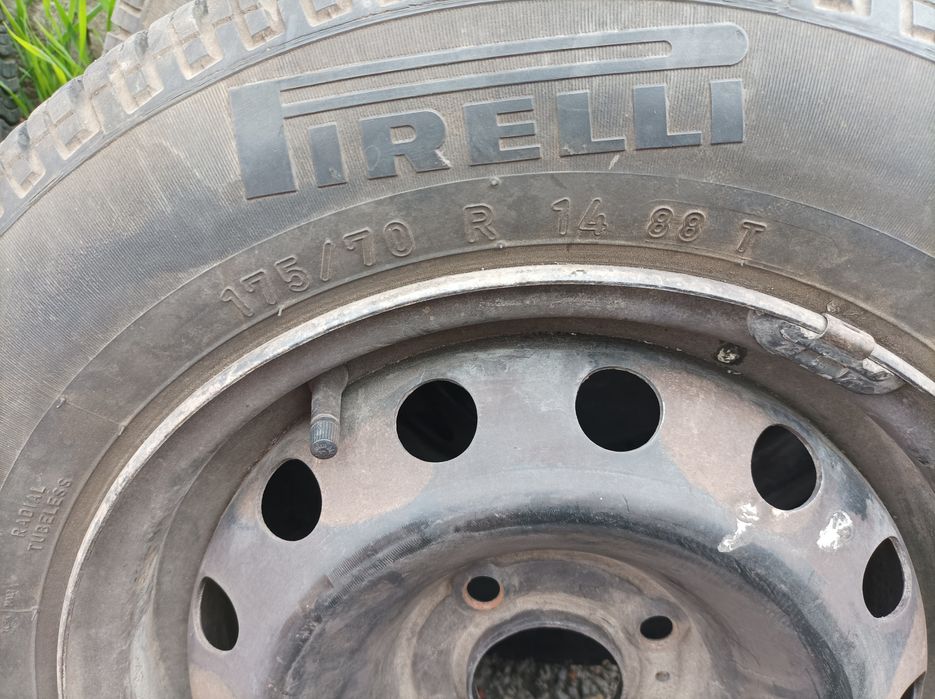 Комплект летни гуми с джанти за Пежо206