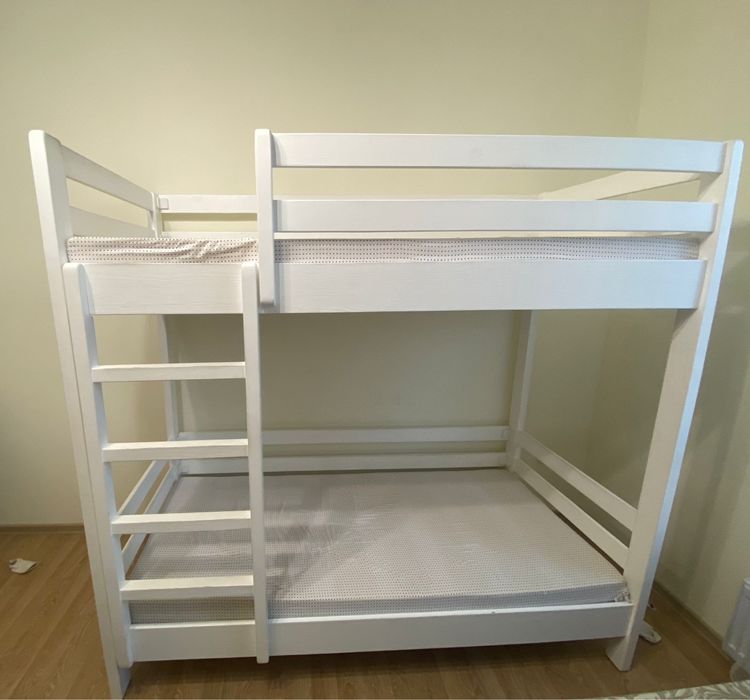 Детская кровать  2х ярусная