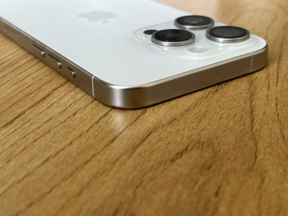 Бартер/заменям iPhone 15 Pro 128gb silver 92%