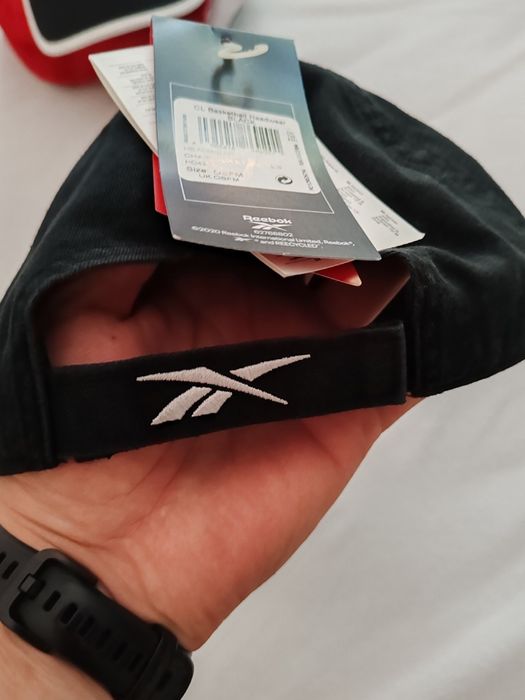 Шапки Adidas Reebok