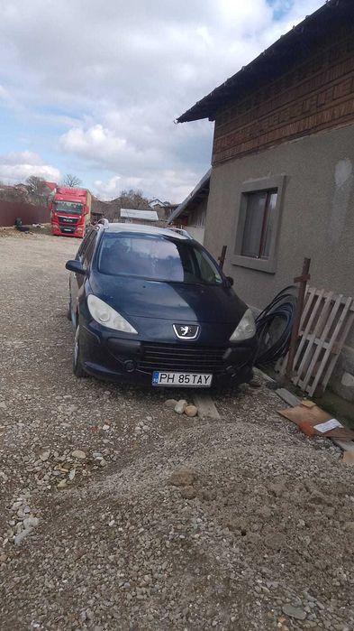 vand Peugeot 307 SW 1.6 AN 2008 DIESEL 4000 LEI
