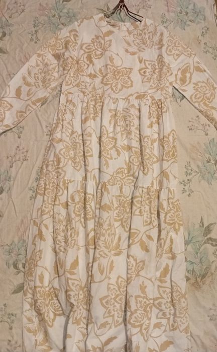 Продаю женские одежды