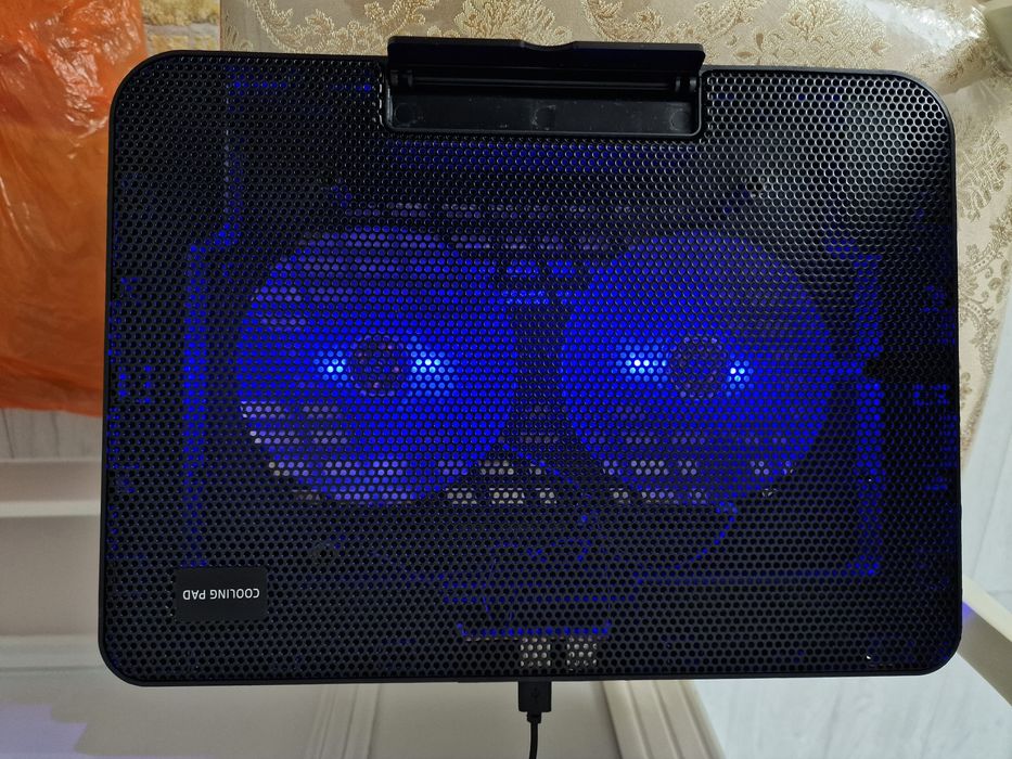 Подставка для охлаждения ноутбука/планшета