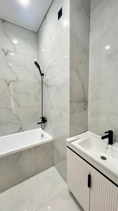 В продам 2- ком квартиру