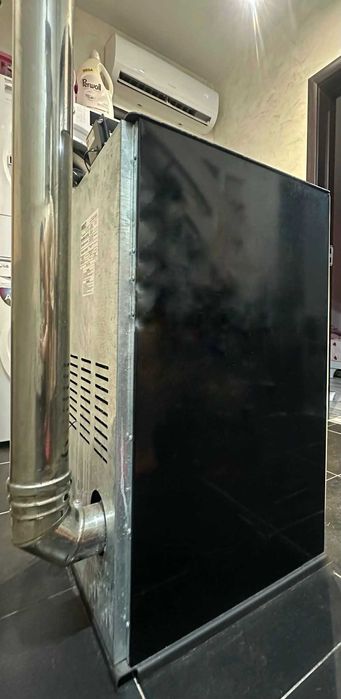 Пелетна камина Burnit 10 kW – много запазена, готова за отоплителния сезон