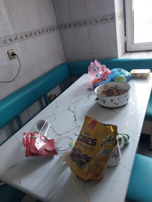 Кухонный уголок стол