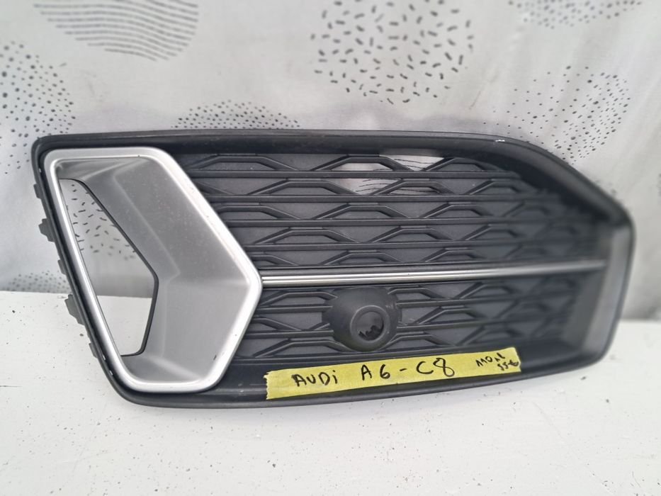 Грил решетка халоген Audi A6 C8