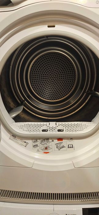 Сушилня AEG 8000