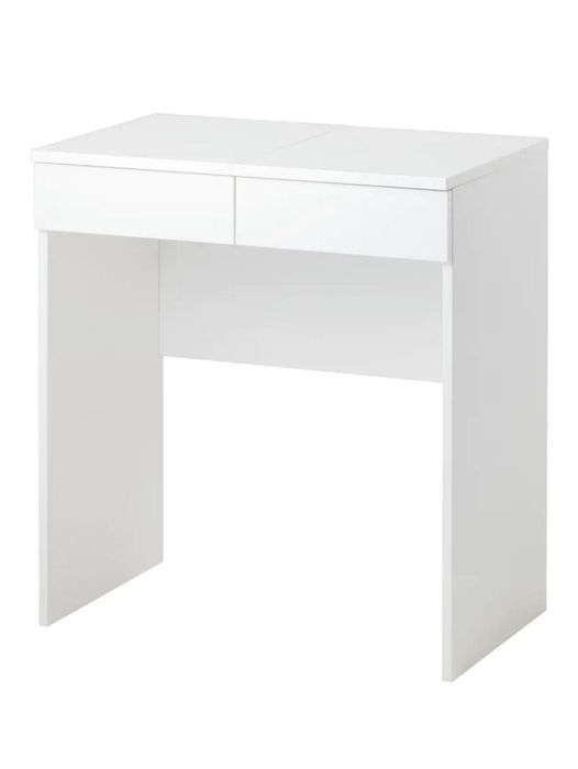 Туалетный столик