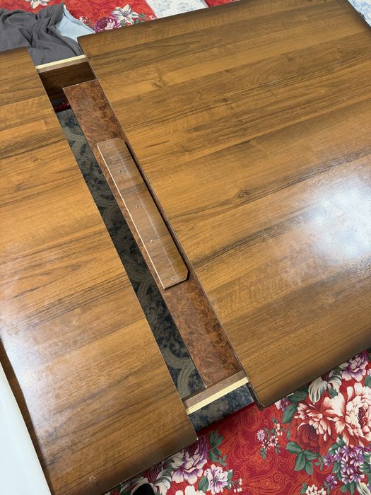 Продается все стол стуля раскоадной цена дог