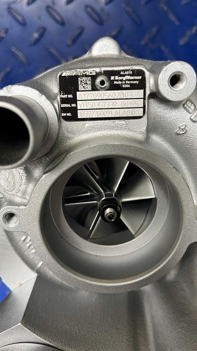 Turbosuflanta Mercedes C63 E63 S63 G63 AMG V8 M177