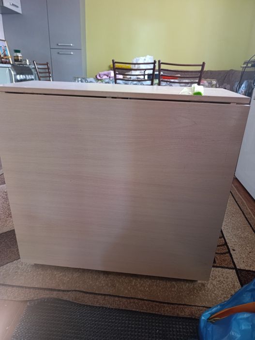 Продам книжка стол