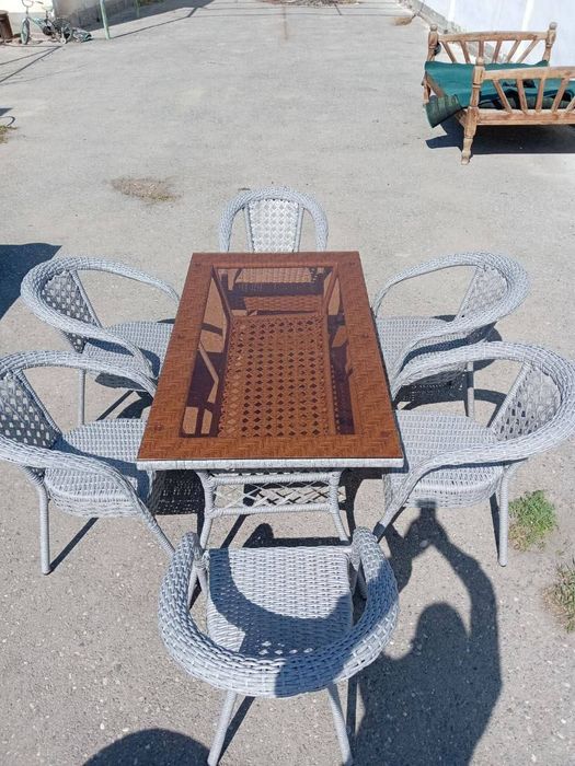 Ratan stullar Oʻptim narxda xarid qiling