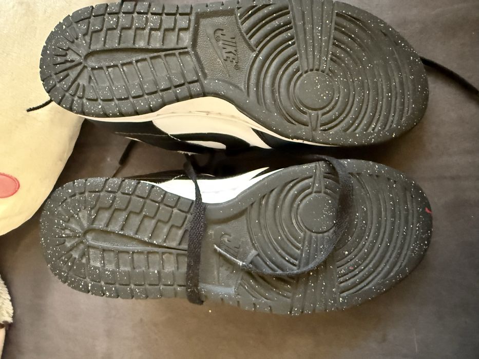 Оригинални дамски маратонки Nike в отлично състояние