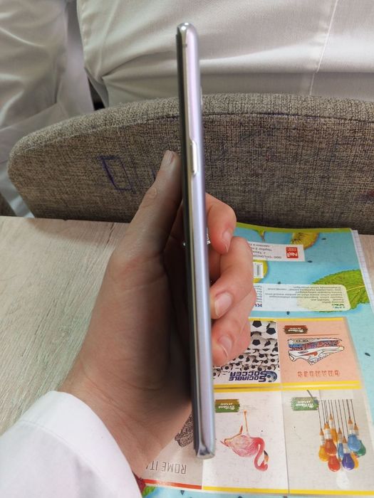 Samsung Galaxy S105G 8/512