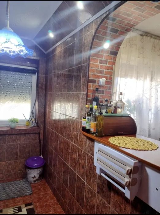 Apartament 4 camere etaj 4 !!!