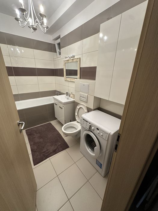 Inchiriez apartament Lipivei 50 mp