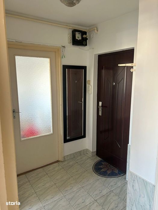 Apartament de vanzare 2 camere decomnadate direct de ;la proprietar PF