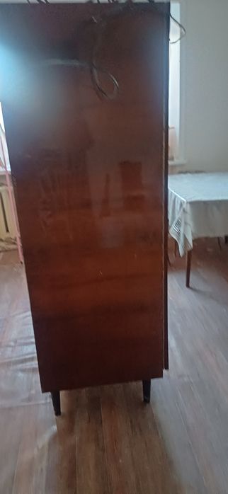 Советский трёхдневный шкаф