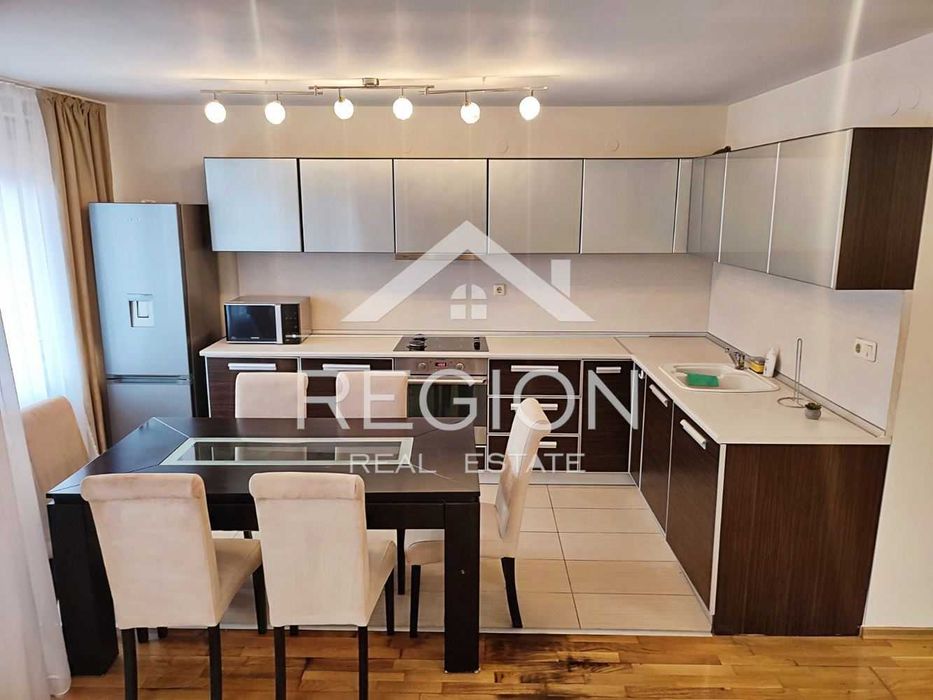 Дава се под наем Тристаен апартамент в Варна, Завод Дружба - 80 кв.м за 700 € - Снимка #1