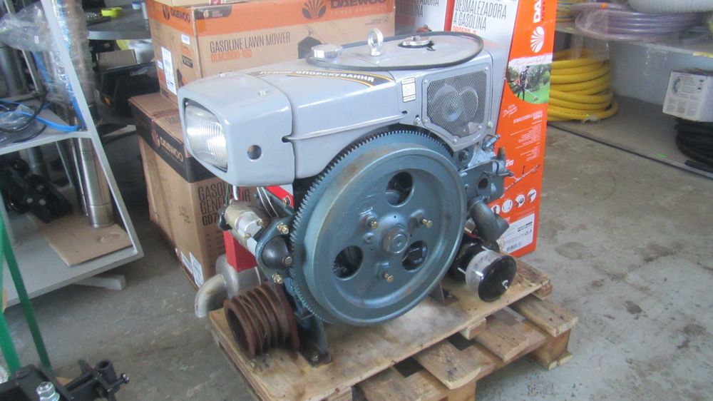 Китайски Дизелов Двигател 18 к.с. - със стартерно палене