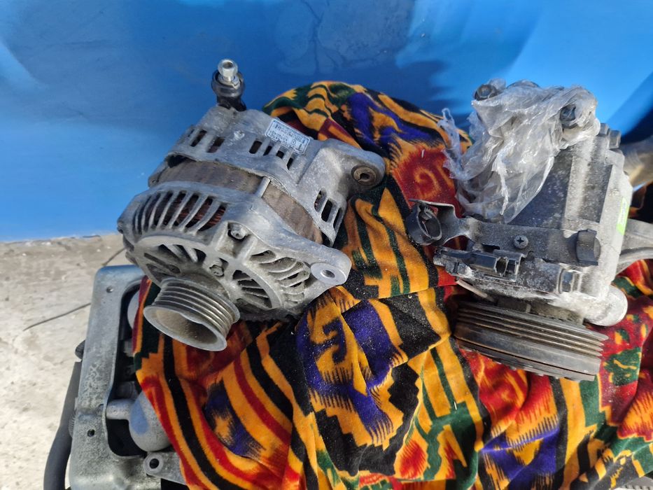 Субару импрезза обем 2 движок генератор,кондер.