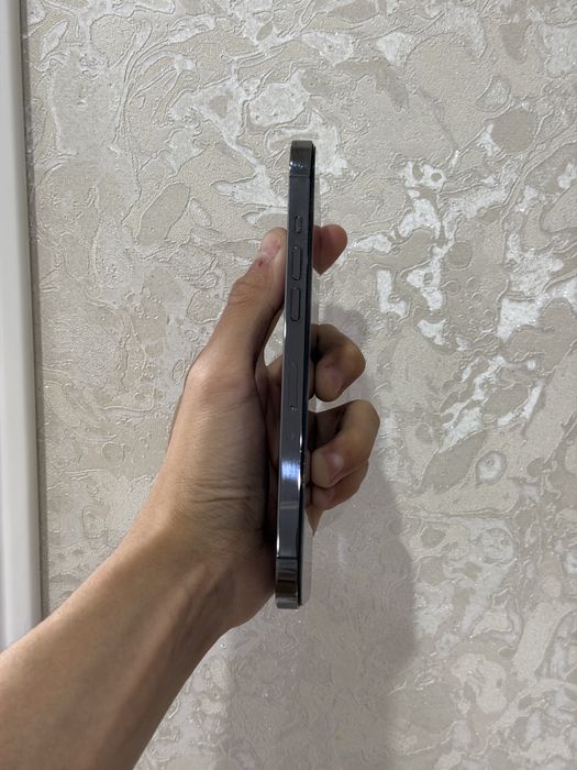 Продаю Iphone 12 pro max 256GB