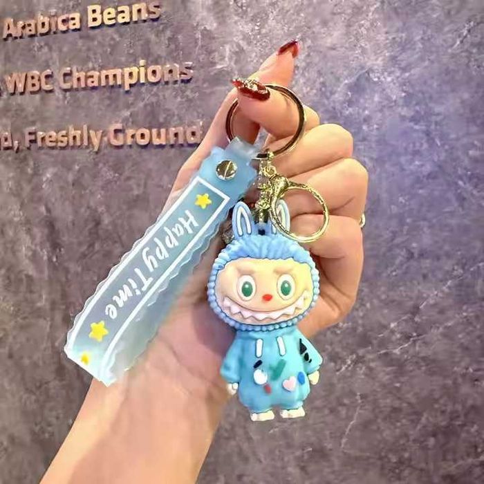 Ключодържател Labubu Donut– колекционерски модел в четири цвята