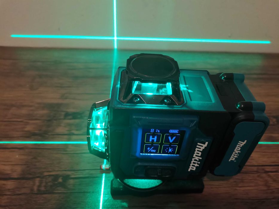 Nivela laser Autonivelare 4 D 16 linii