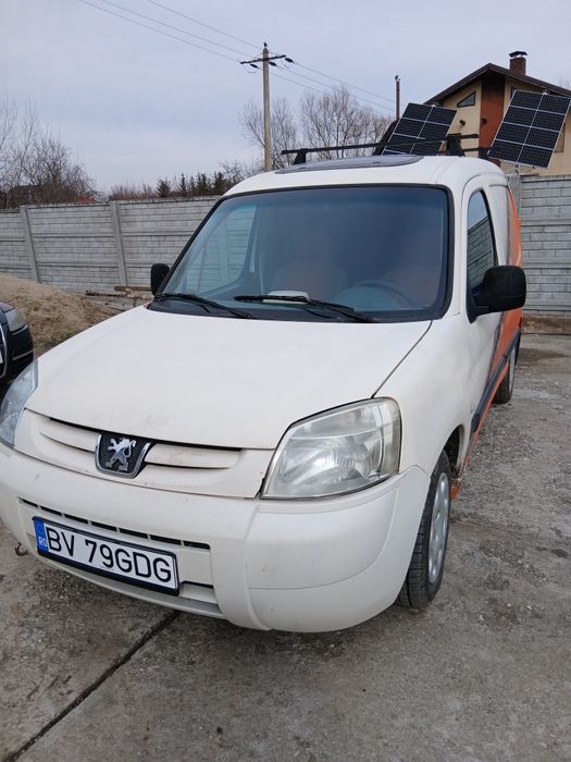 Inchiriez auto Peugeot Partner