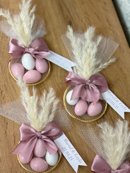 Бомбоньерки, тойбастар