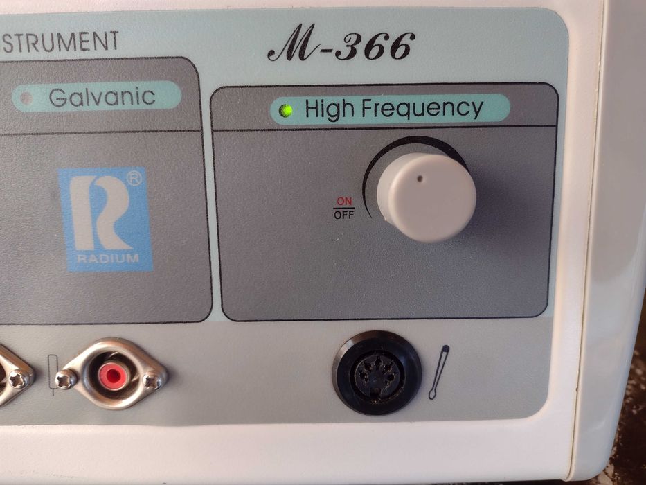 Козметичен уред 2‑In‑1 Beauty Instrument M‑366