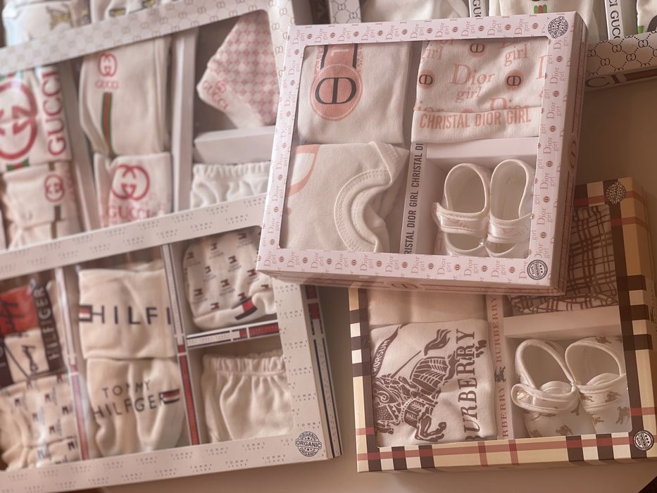 Комплекты для новорожденных