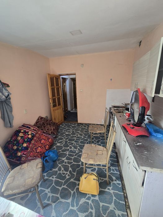 Зудлик билан сотилади 1 хона 30м²  6 этаж сино завод рупарасида