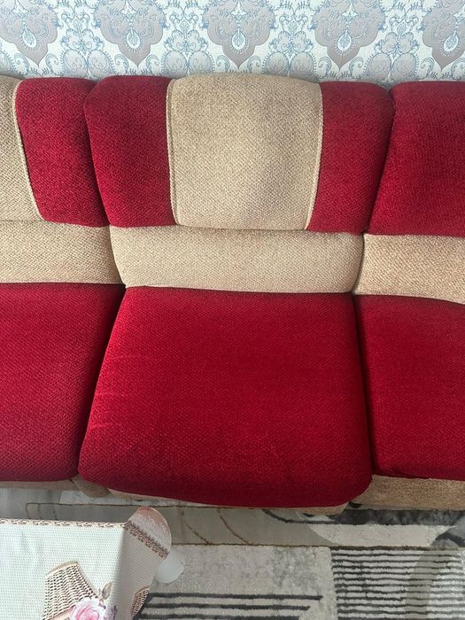 Продам диван угловой