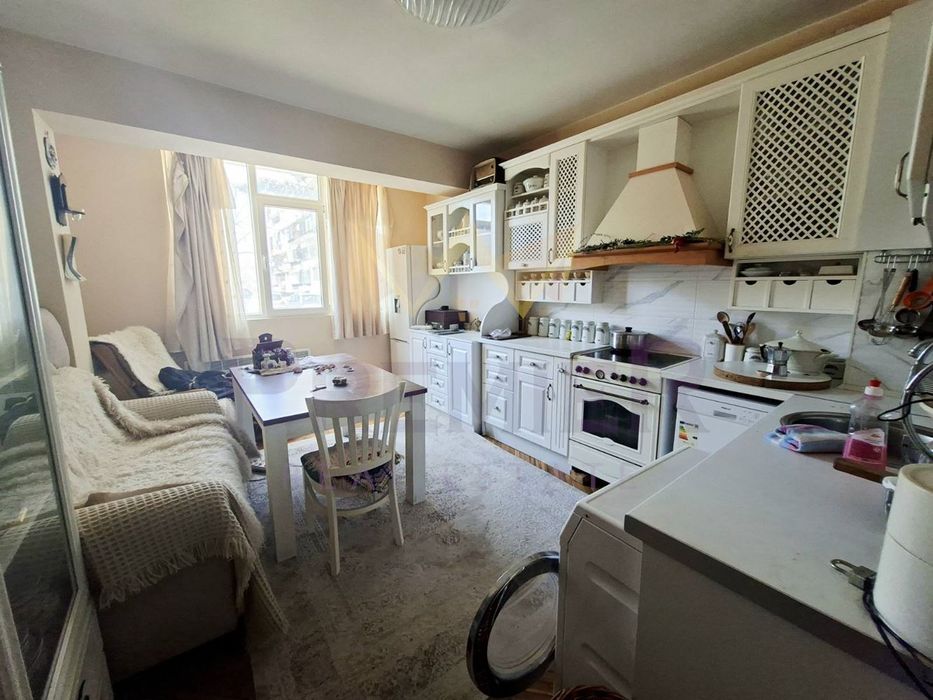 Продава се Тристаен апартамент в Варна, Аспарухово - 60 кв.м за 1309 €/кв.м - Снимка #1