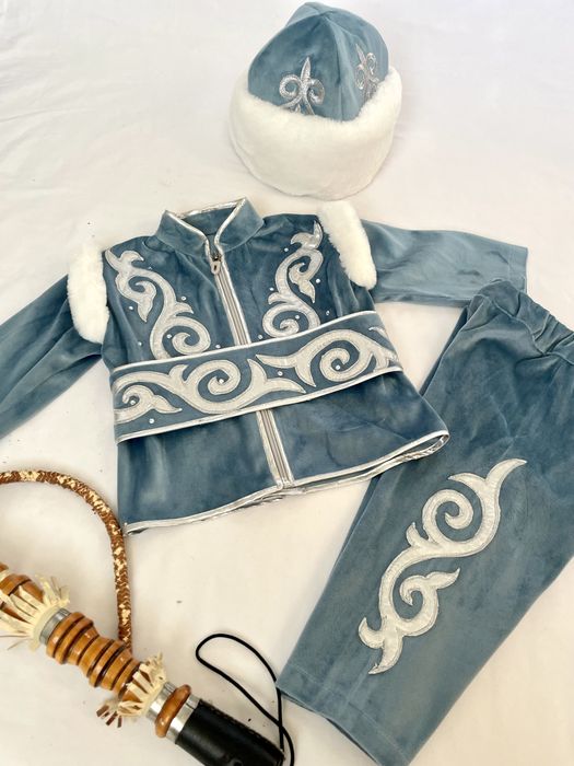 Прокат костюма на тусаукесер