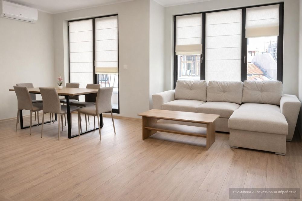 Дава се под наем Тристаен апартамент в Пловдив, Център - 98 кв.м за 648.21 € - Снимка #1