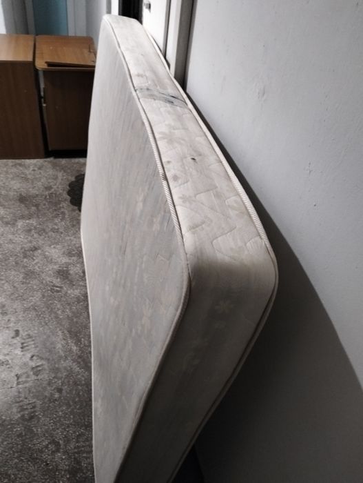 Donez mobila si Saltea