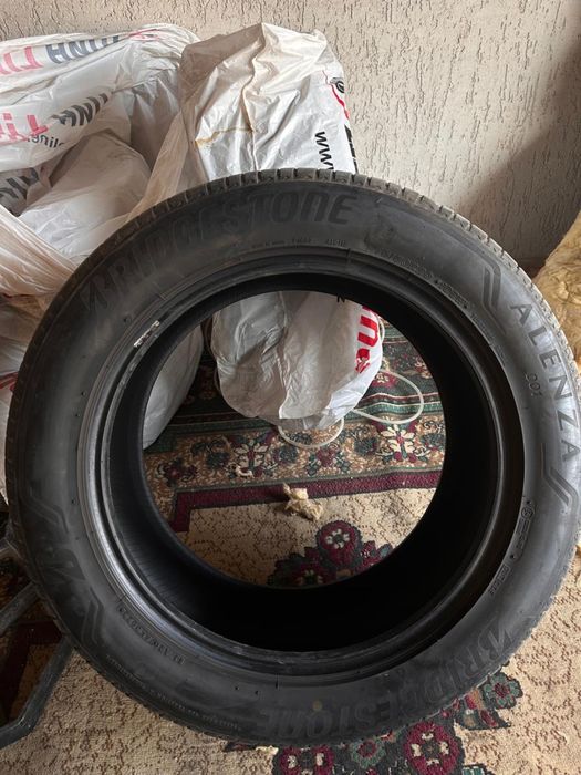 Продам Шины б/у  275/50 R20 109W